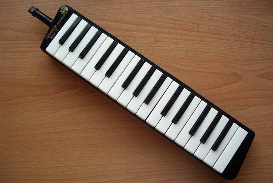 Hohner Melodica